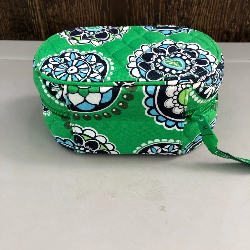 Vera Bradley Hard Oval Zip Around Travel Jewelry Box